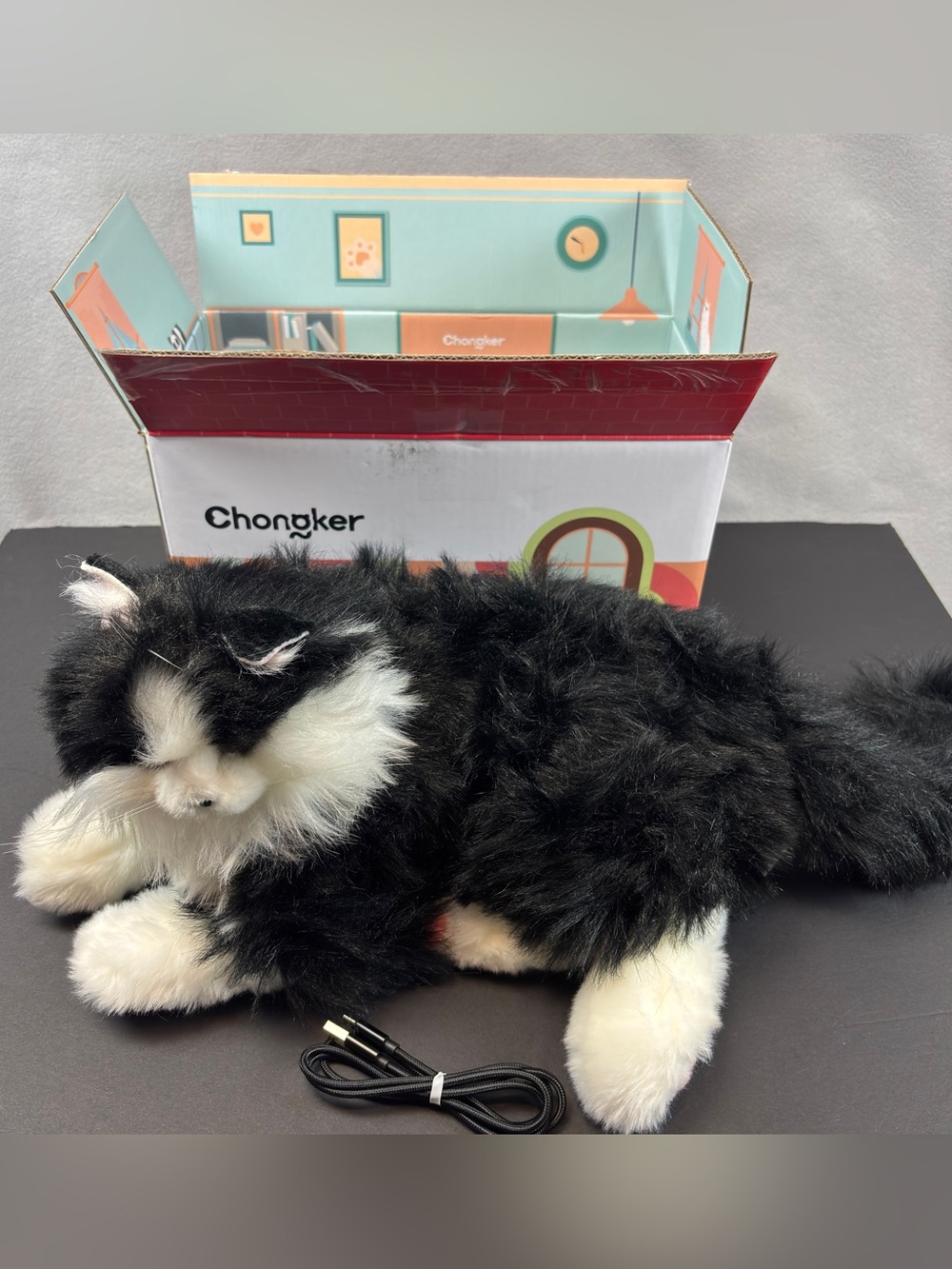 NIB Chongker Stuffed Animal Realistic Interactive Cat Plush Toy